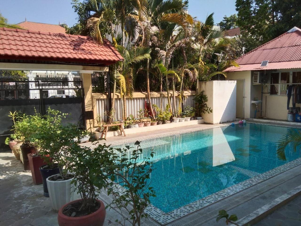Room 12 - Studio In A Villa 5Mn Walk From The Royal Palace With Swimming Pool プノンペン エクステリア 写真